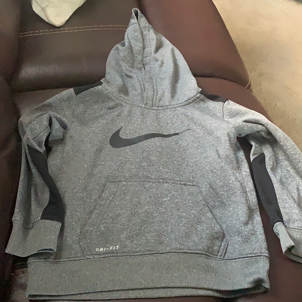 Nike boys hoodie